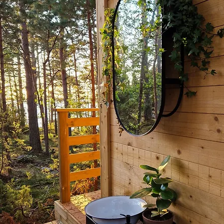 Braennskaer Cottages & Glamping-3